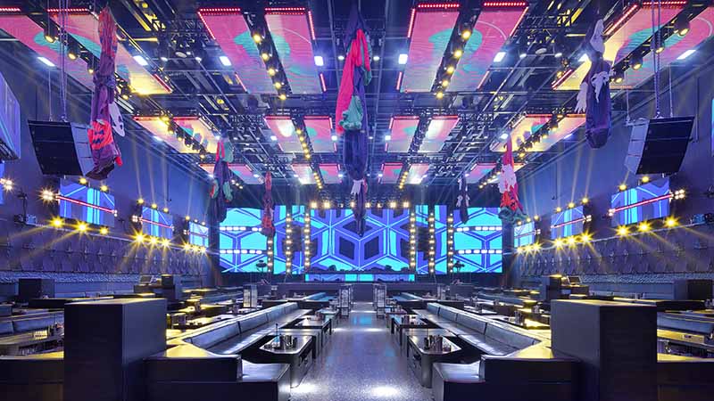 BBR Guangzhou - Lifting LED Panel