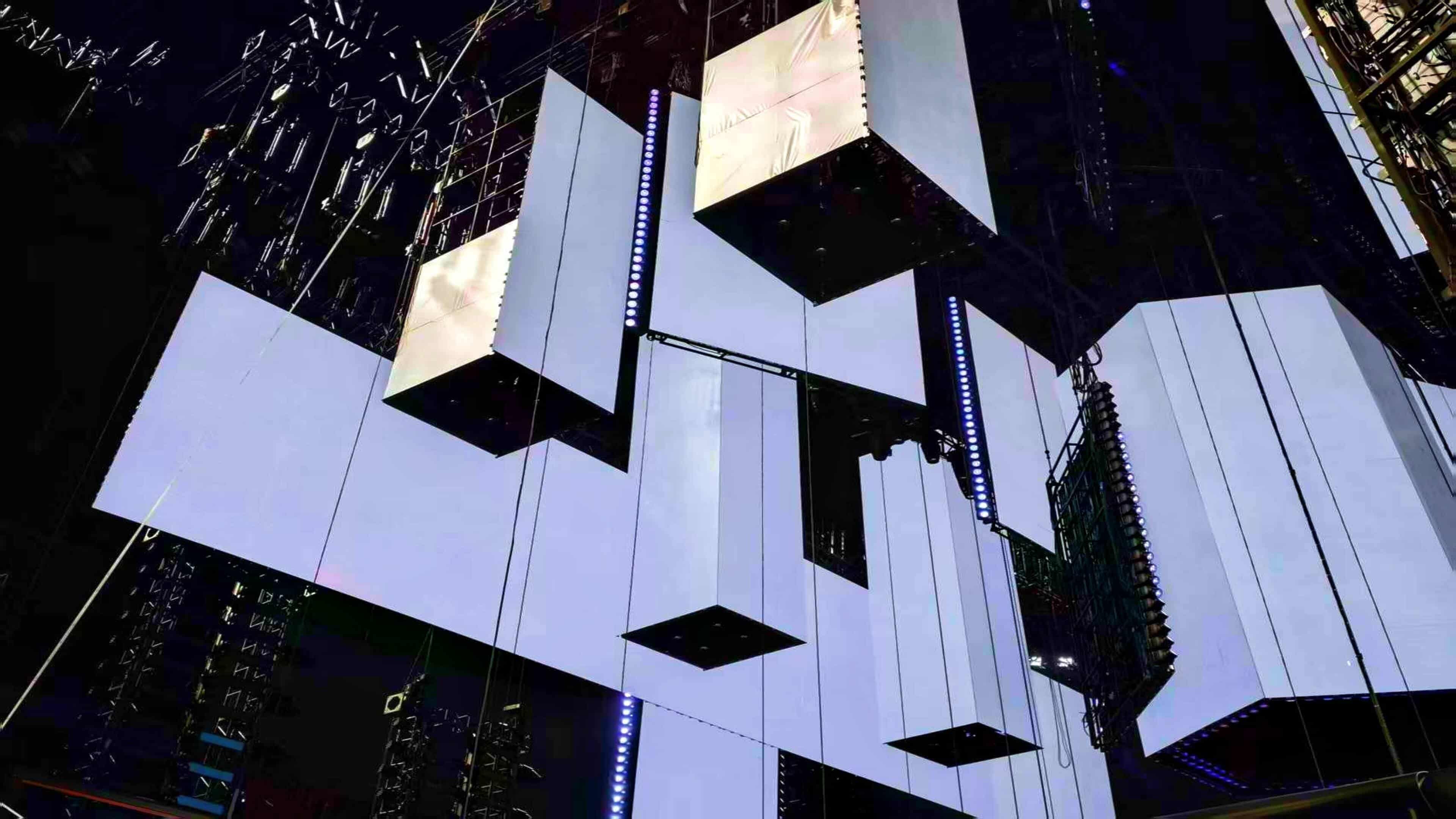 19 LED screen assemblies in the air